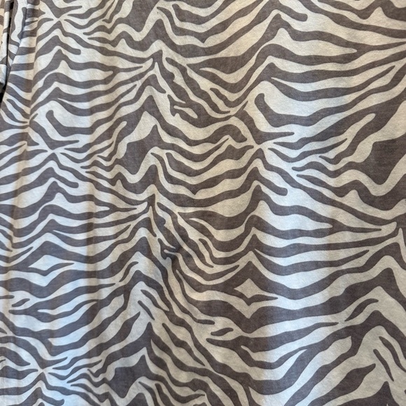 Zebra Print Rue+ Brand T-Shirt - Picture 6 of 6